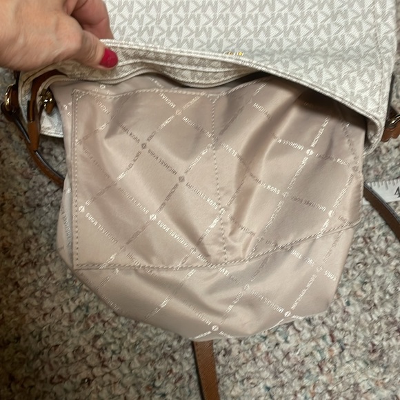 Michael kors logo print crossbody purse - Picture 11 of 11